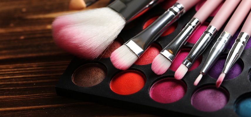 Selling On Walmart Vs. Amazon: A Guide For Beauty Sellers